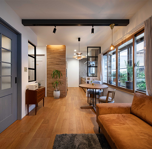 理想のヴィンテージカフェスタイルを実現！断熱工事で冬の寒さも改善